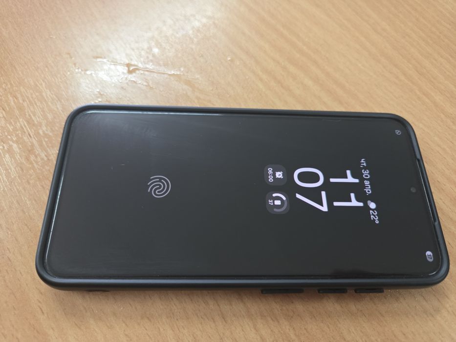 Продам телефон Samsung s23