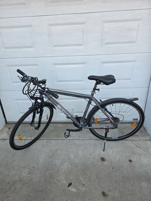 Bicicleta Scott, shimano 3×8, v-brake, acera