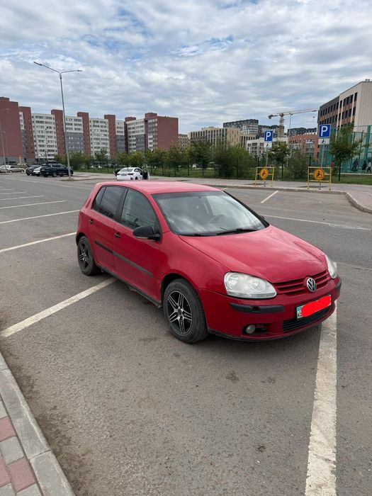 Продам автомобиль фольксваген гольф 5