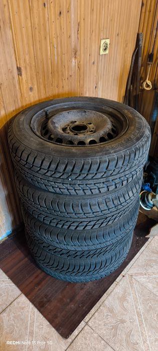 Зимни гуми с джанти 15цола за Бмв Е46