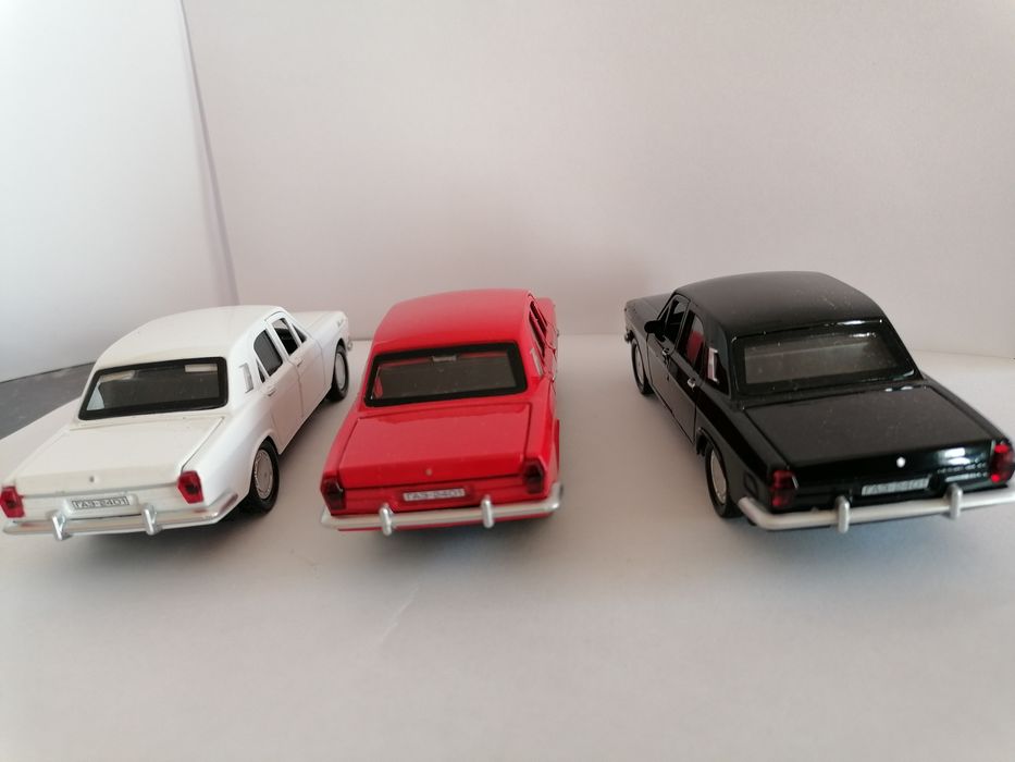 1:32~1:39 Масштабная модель Волга