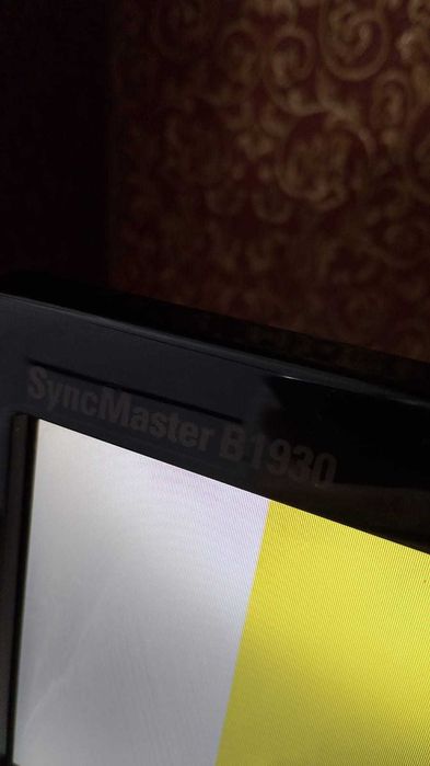 Монитор Samsung B1930