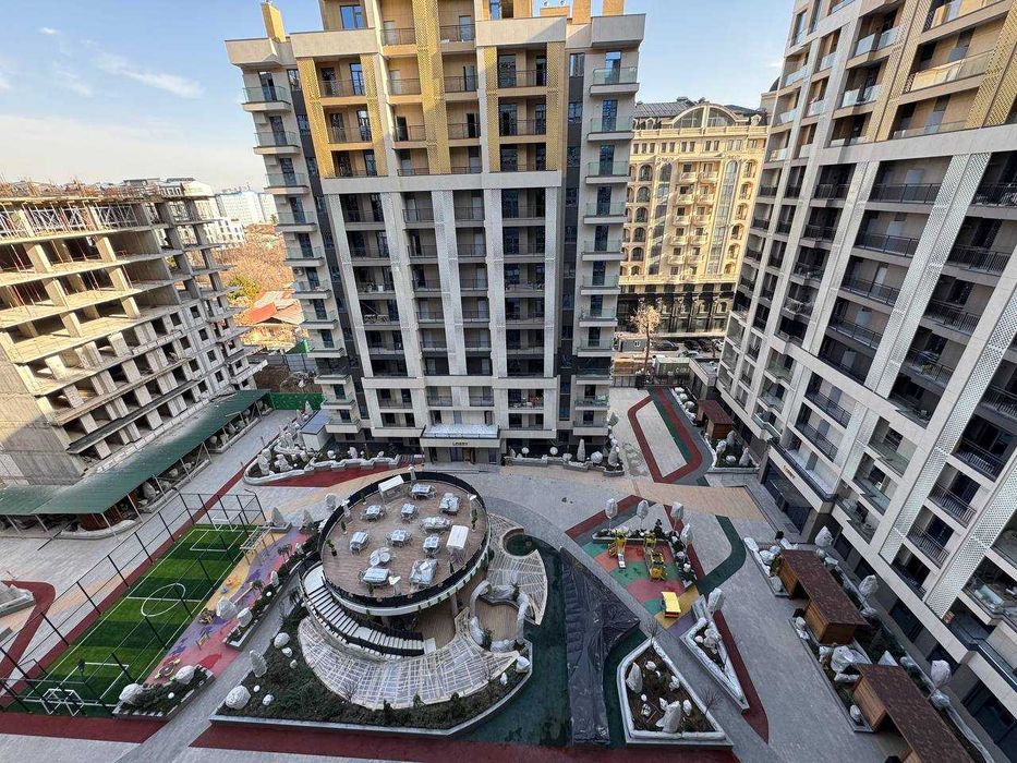 Срочно!! 2* ком с ремонтом 2/9/13 ЖК «Imperial Сlub City» вид во двор