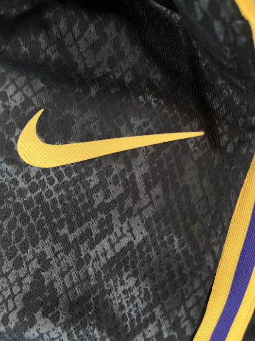 Pantaloni scurți Nike NBA Kobe Bryant 24 ,negri, mărimea M