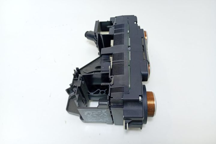 Panou climatronic Volkswagen VW Passat B6