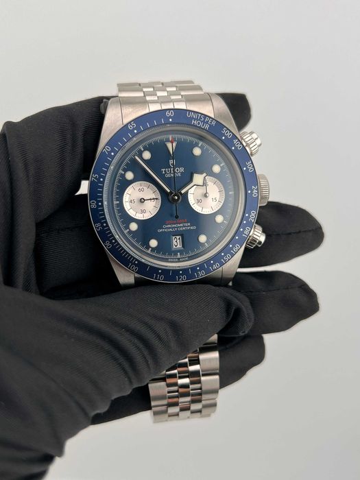 Наручные часы TUDOR Black Bay
