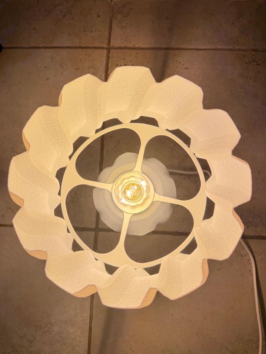 Veoza / lampa gri