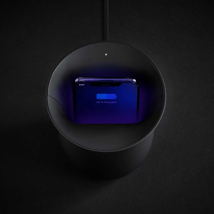 Lexon oblio Wireless charging station with built-in UV sanitizer