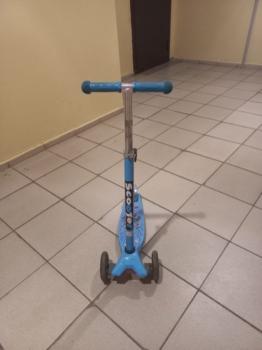 Продам самокат. Продам самокат.