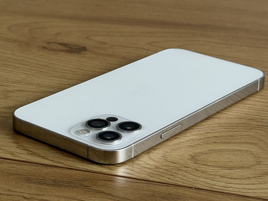 Бартер iPhone 12 pro 256gb 100%