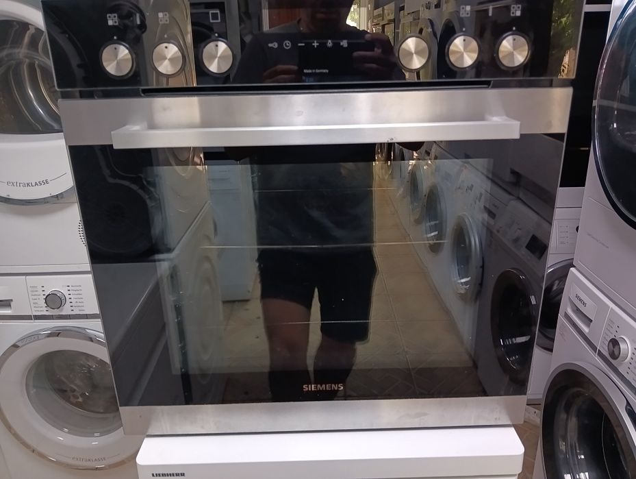 Като нова печка за вграждане Сименс Siemens с две години гаранция!