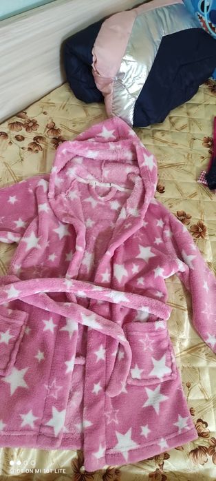 Запазени детски дрехи