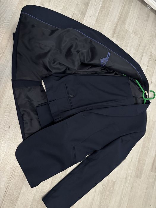 Costum barbati marimea 50