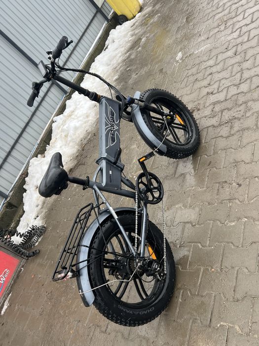 Vand bicigleta elegtrica mai multe detali in privat