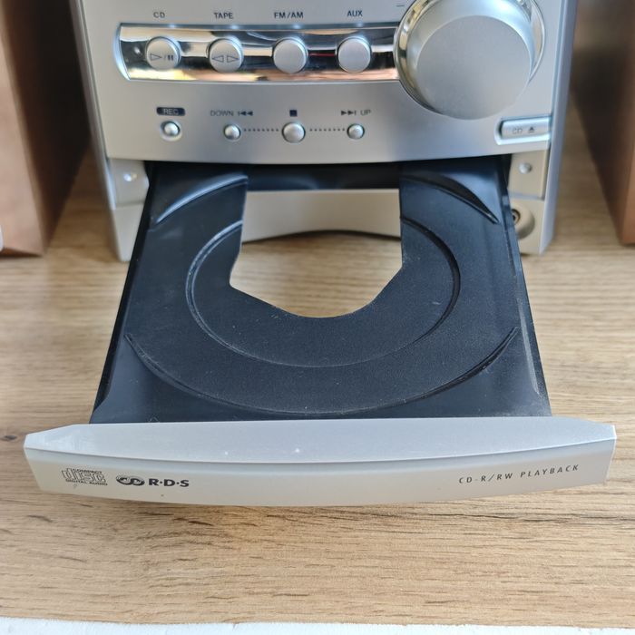 JVC UX‑P400 микро система – CD с MP3 / Auto-reverse касета / RDS / AUX