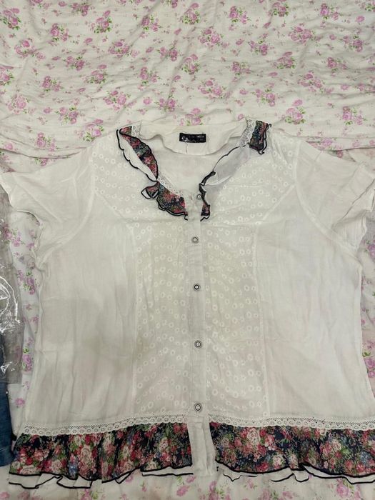 Продам блузки рр 52-54