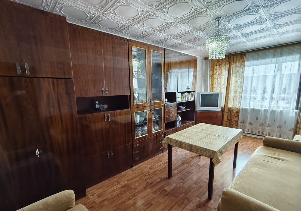 продается 2 ком  квартира