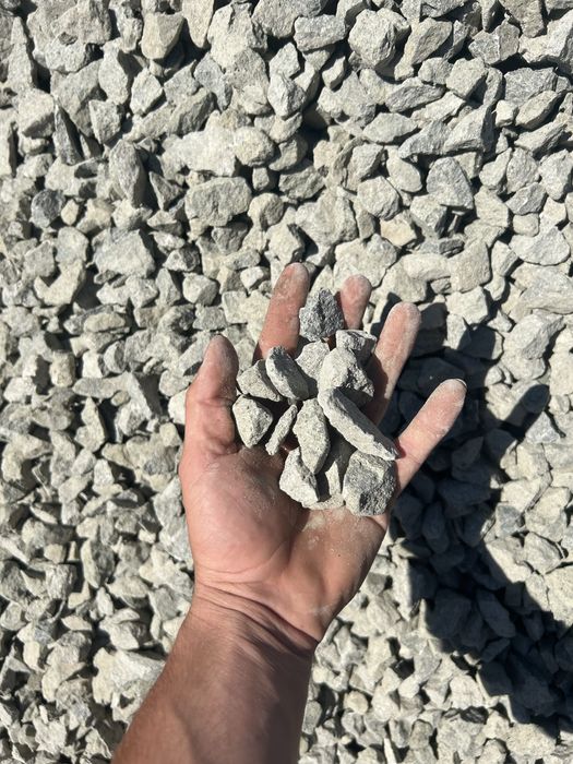 Pamant, piatra sparta, nisip, balastru