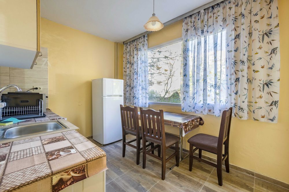 Дава се под наем Тристаен апартамент в София, Дружба 2 - 65 кв.м за 450 € - Снимка #1