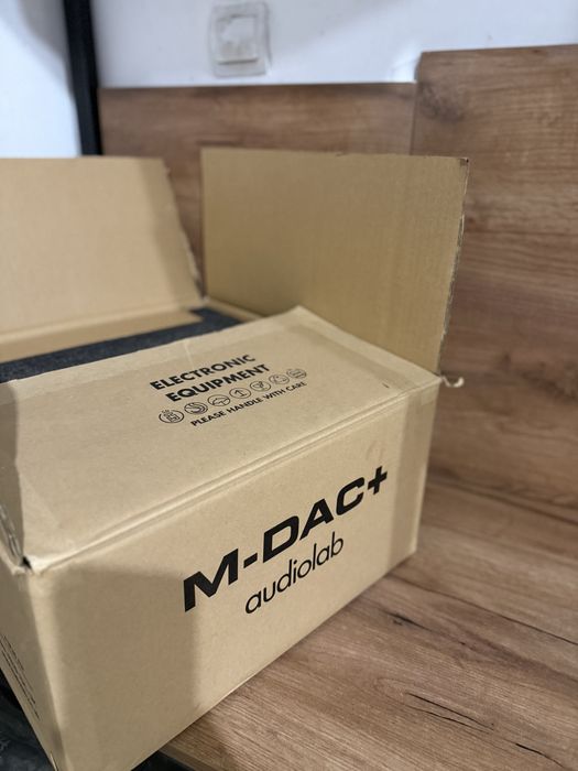 Audiolab M Dac+ висок клас DAC / предусилвател