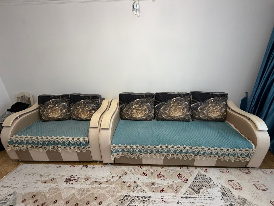 Продам диван и люстру