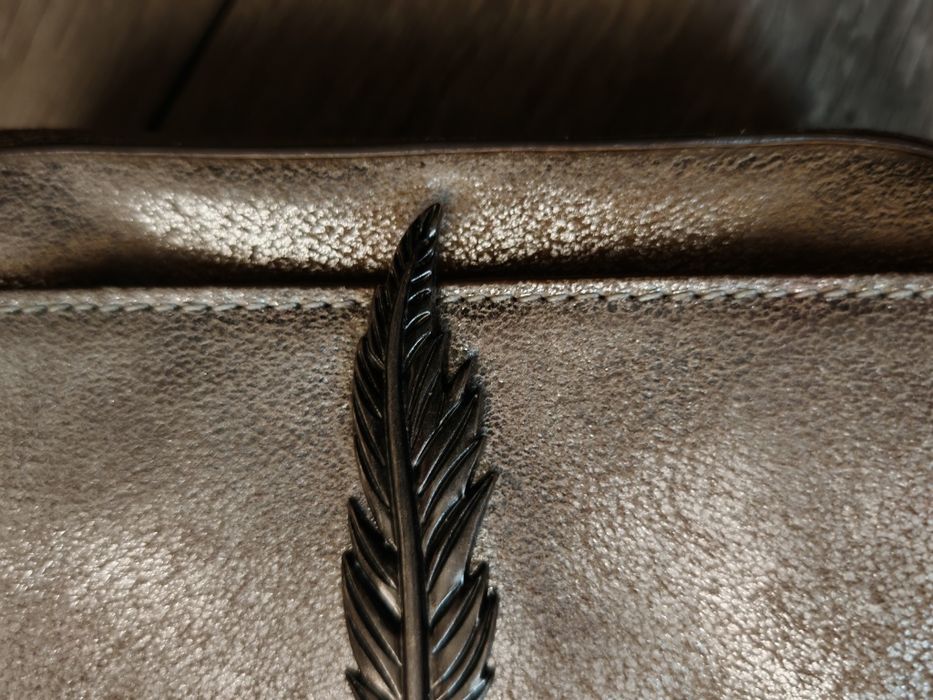 Gentuță Umăr Zara