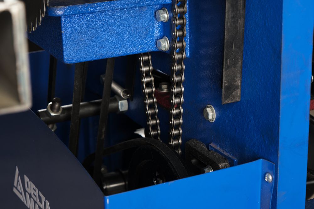 Комбинированный деревообрабатывающий станок