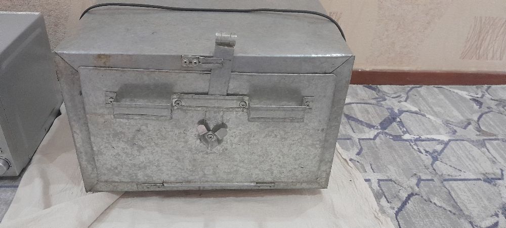 Сомса писиретугын печь.  220 вольт.