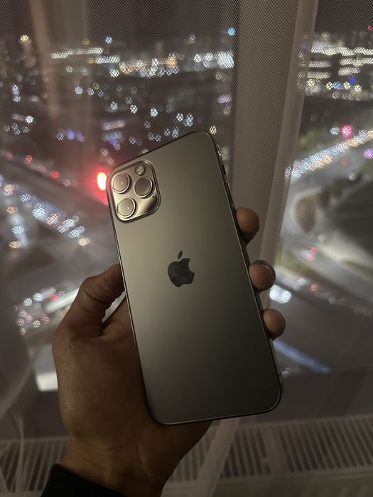 Телефон iPhone 12 Pro 512gb