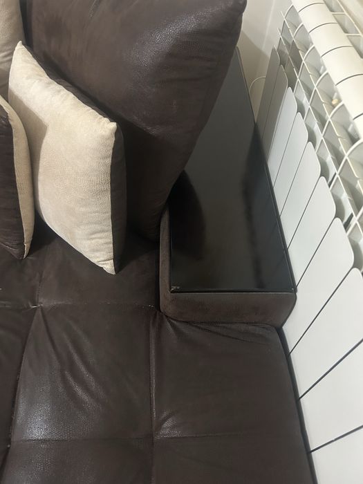 Ъглов диван за хол