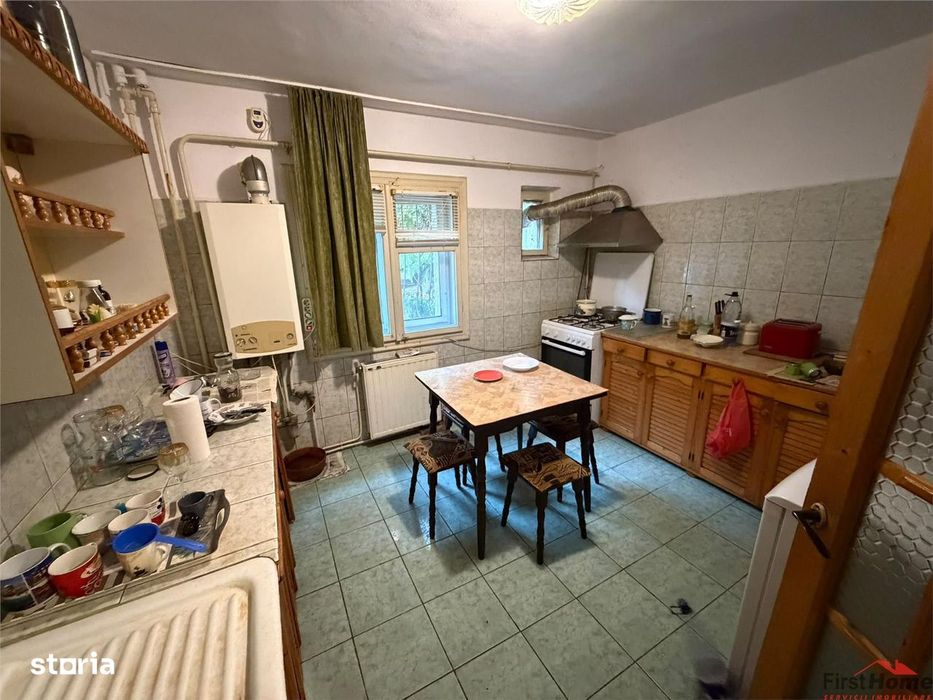 Apartament 4 camere, parter, 94mp, zona Politie - Lupeni