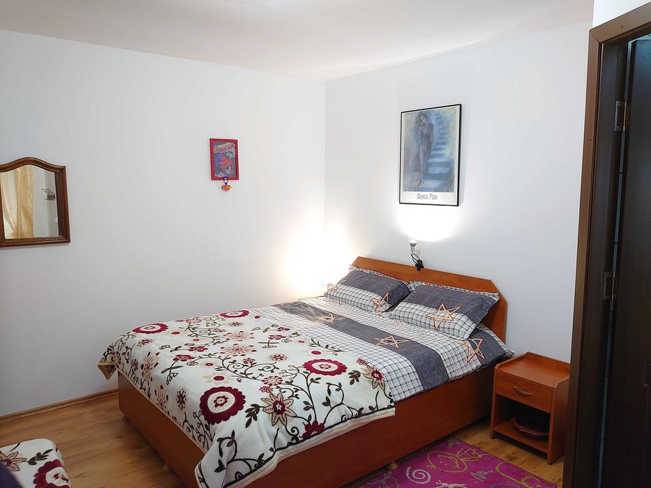 Casa Cerbului*** Azuga 150 lei, sejur munte, tranzit spre litoral, ideal 4-6 persoane, integral