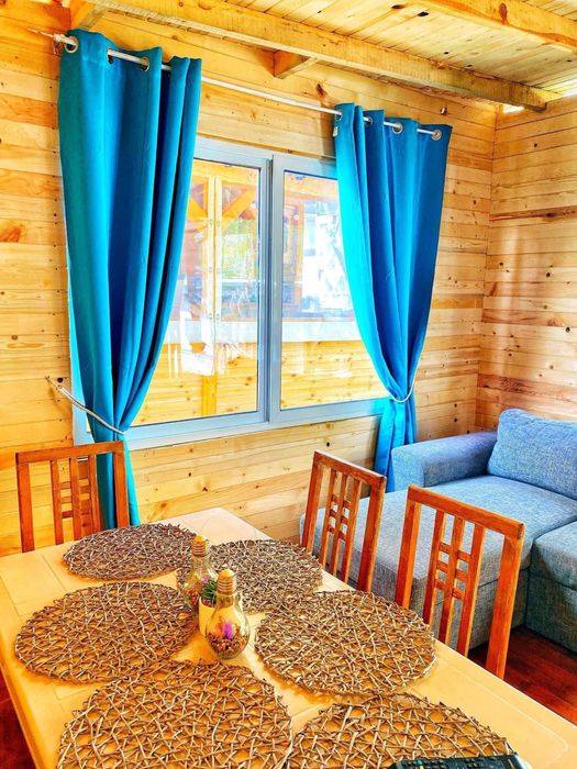 Отдава се каравана и бунгало под наем