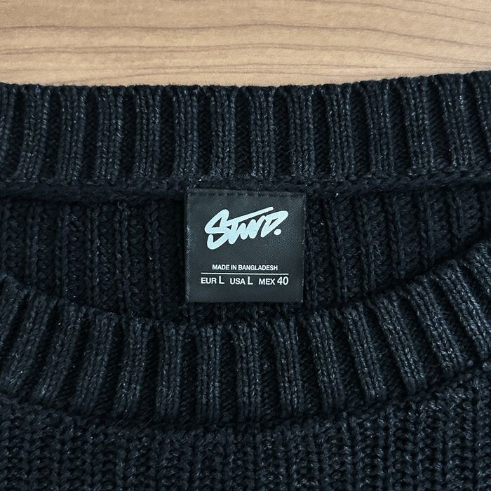 Pull and bear пуловер