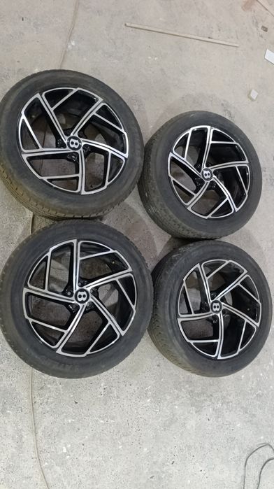 Продаются балоны R18 23/50 treker monza