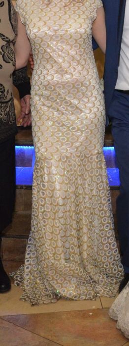 Продам платье женское