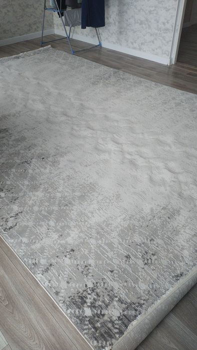 Продам новый ковер. 2,5*4 м.