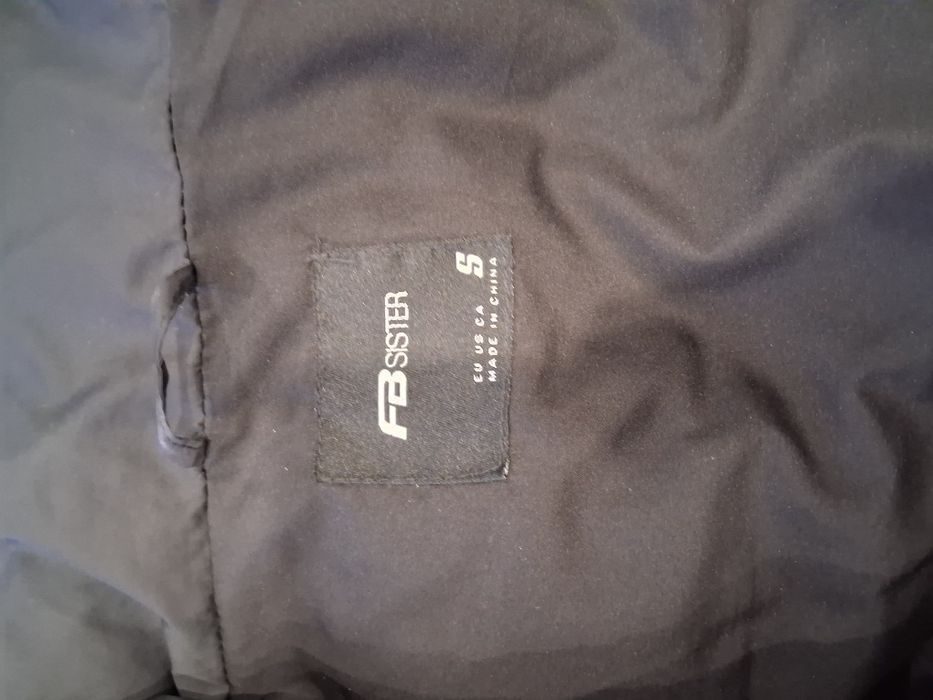 Женска черна грейка