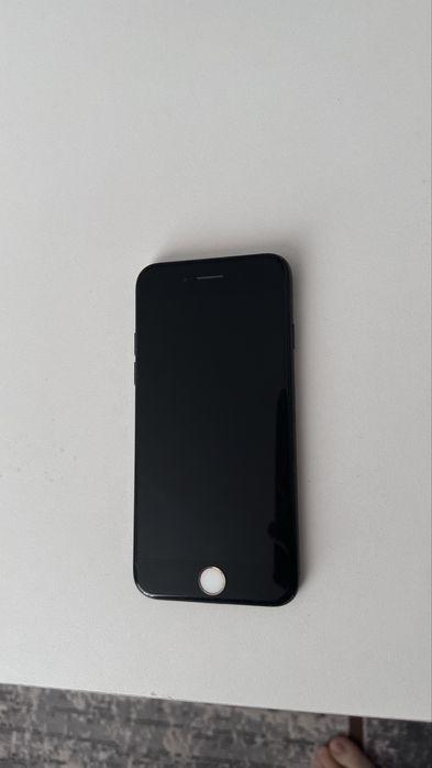 Продам айфон 7 торг