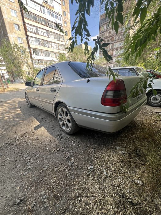 Машина Мерс w202 1,8 автомат