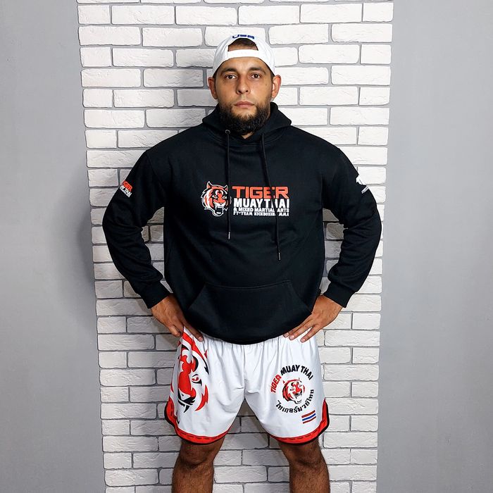 Спортивная одежда в Алматы