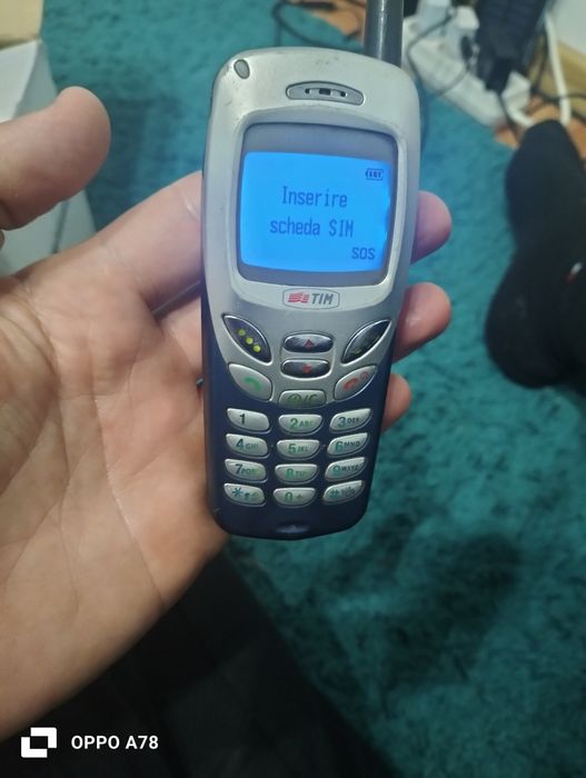 Vând telefoane funcționale