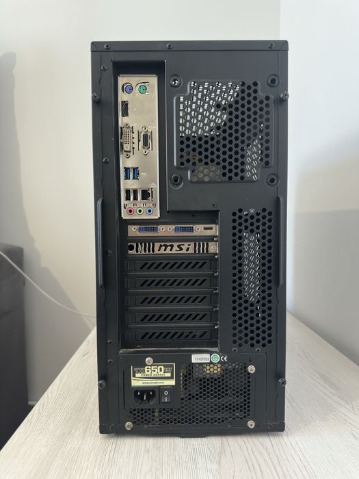 PC Gaming Corsair, 12GB ram, MSI twin frozr 3, AMD