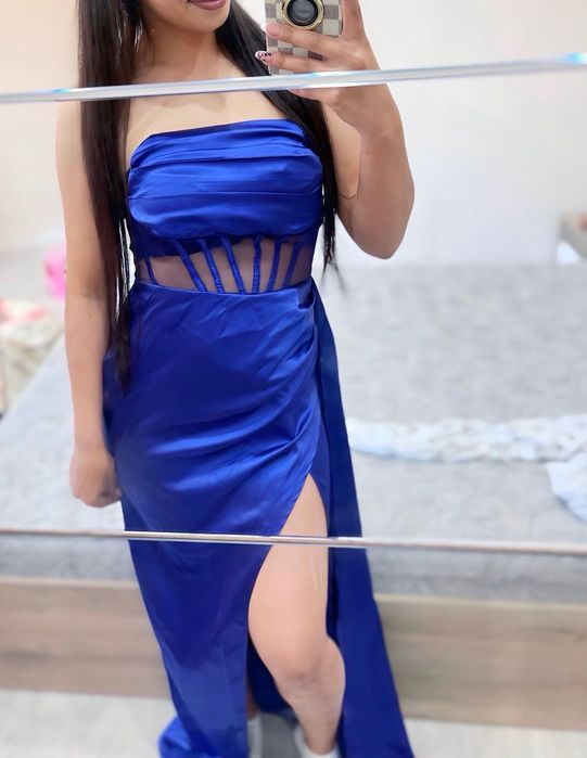 офицялна рокля без забелешки