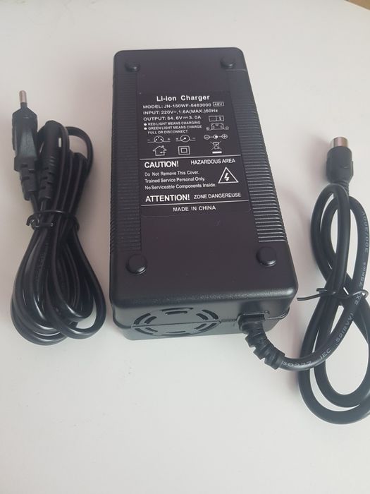 Încărcător 48v(54,6v 3a)