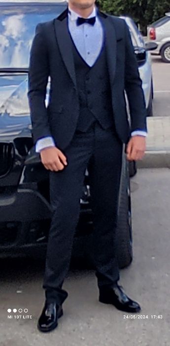 Мъжки костюм нов