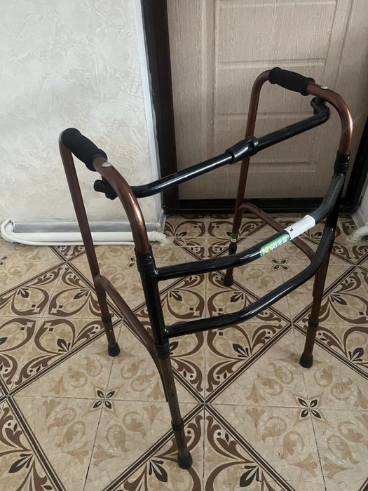 Инвалидн коляска