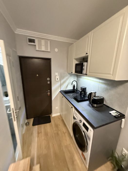 Garsoniera prima inchiriere zona Lidl Kaufland tractorul Brasov Coresi