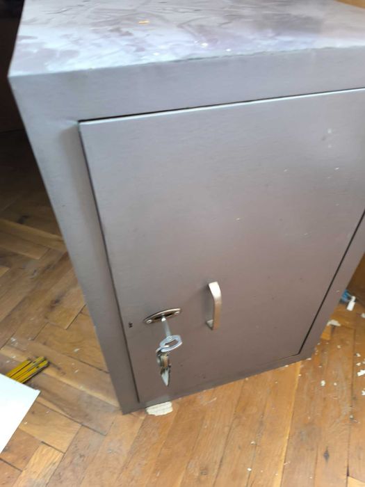Продавам огнеупорен Сейф - каса