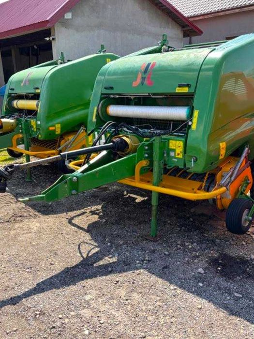 Presa Krone KR 160 Mini Stop Classic Line an 2016 pickup de 2m  Krone Kr 125 Krone KR 130 Krone Round Pack 1250 Krone Bellima